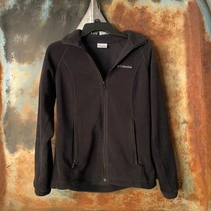 Black Columbia zip up